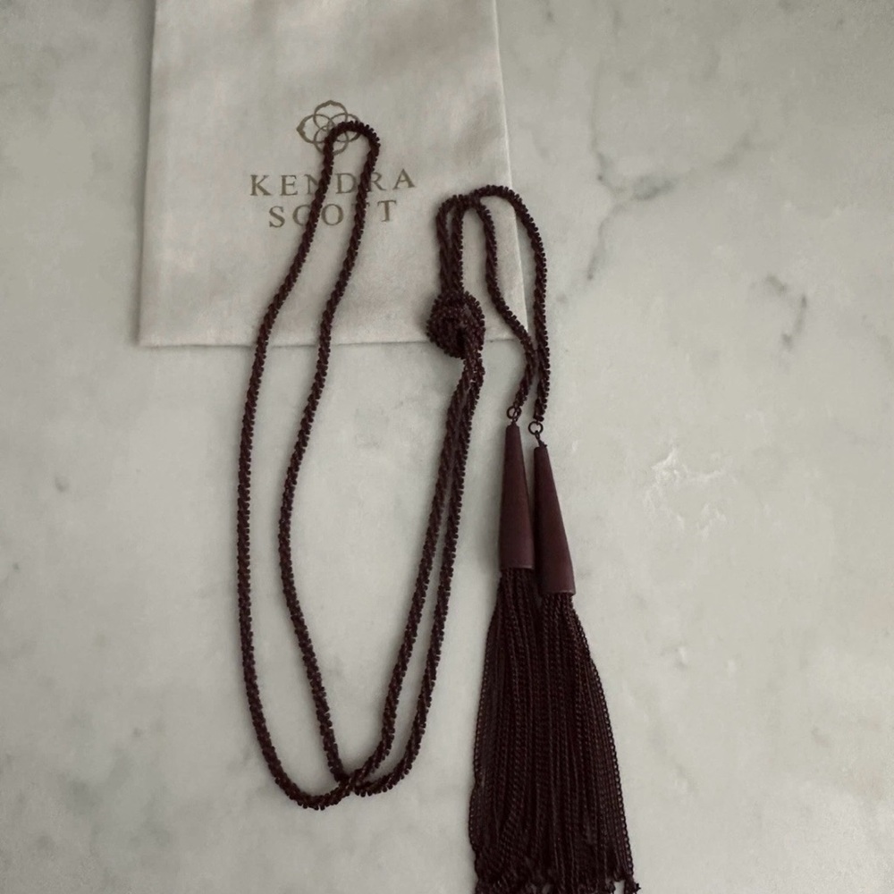 Kendra Scott Matte Maroon/Burgundy Phara Lariat Necklace EUC